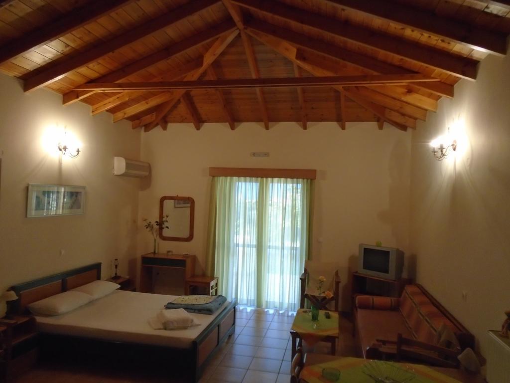 Tompras Village Paralia Demonias Habitación foto